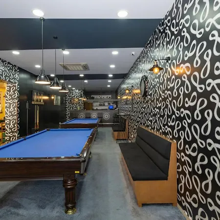 梅尔泰尔星际酒店 酒店