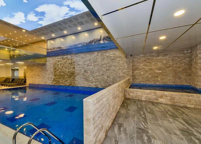 Harmony Merter & מלון 4*